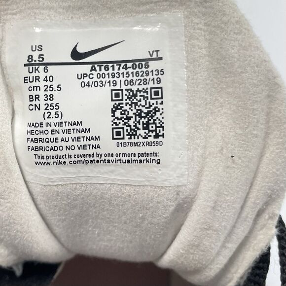 Nike Air Max 270 React Women Running Shoes Coral Black White AT6174-005 Size 8.5 - Picture 11 of 13